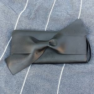 GUC A New Day Target Clutch